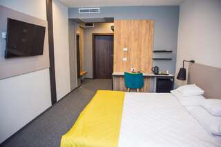 Отель Hotel Bistrita Бистрица Business Double Room - Ground Floor-2